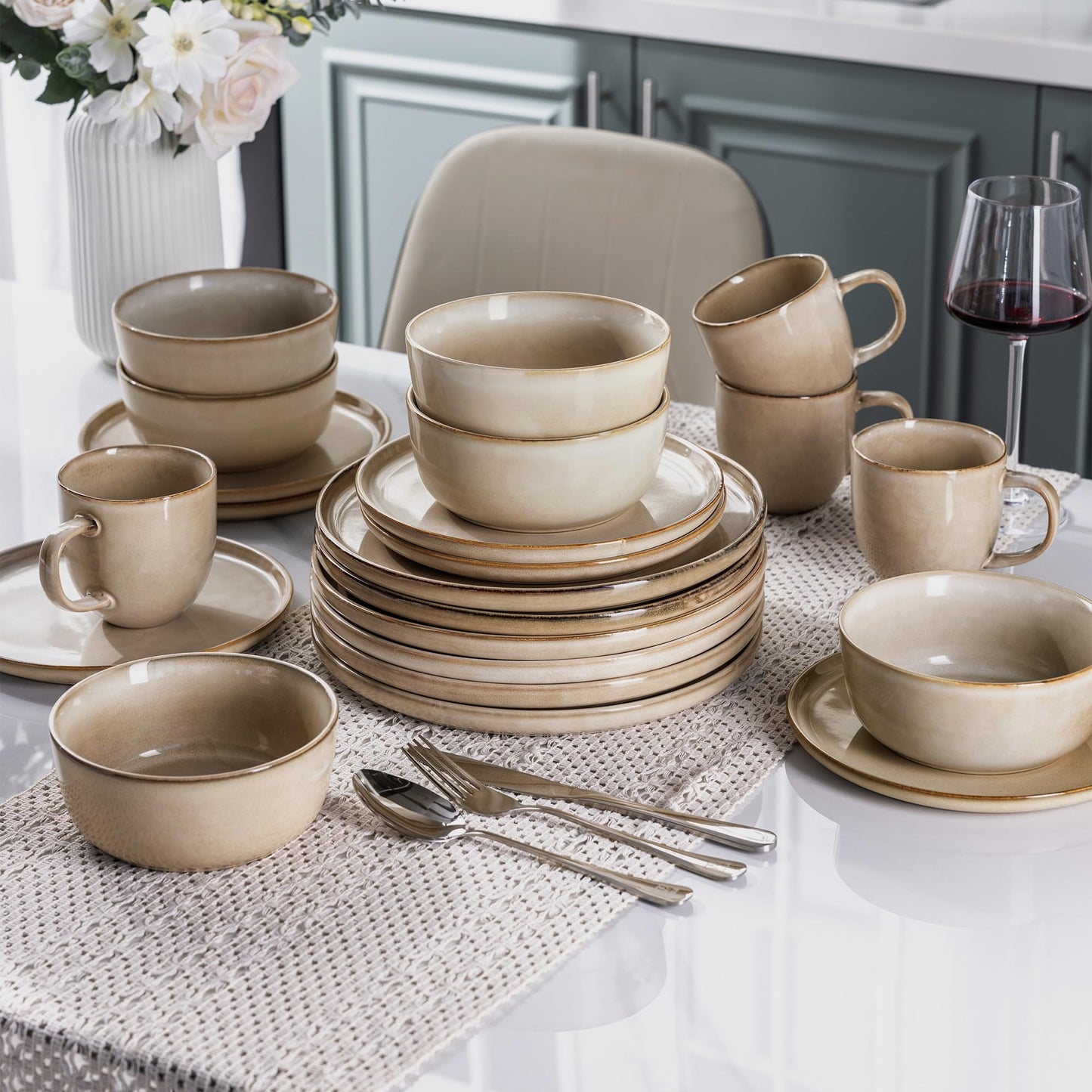 Stoneware Dinnerware Set – Reactive Glaze, Cappuccino, Service for 8
